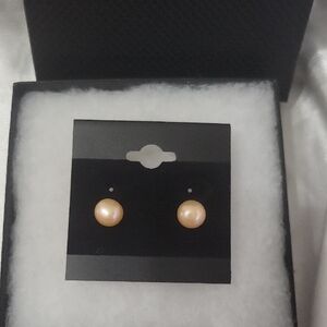 LOW START New Genuine Pearl Earrings